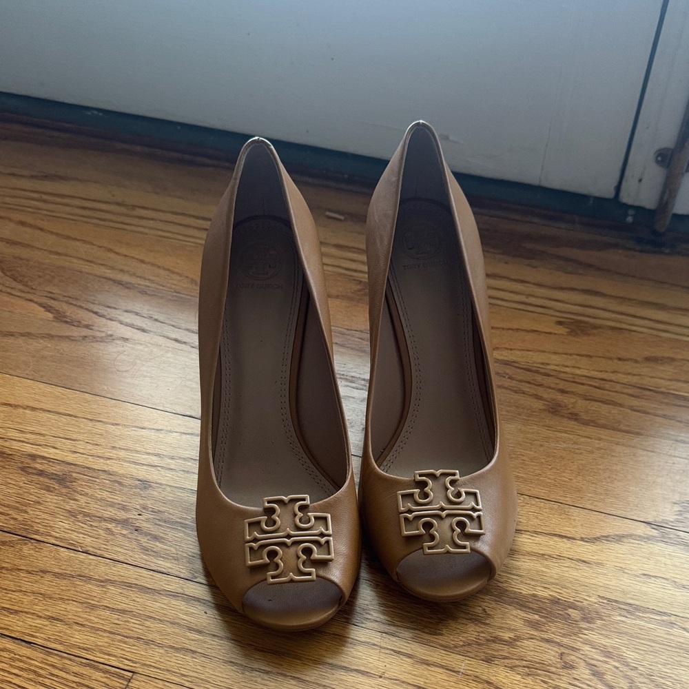 Tory Burch Brown Peep-Toe Heels